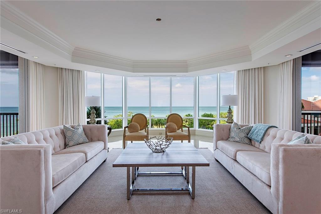 WINDSOR AT BAY COLONY - Residential