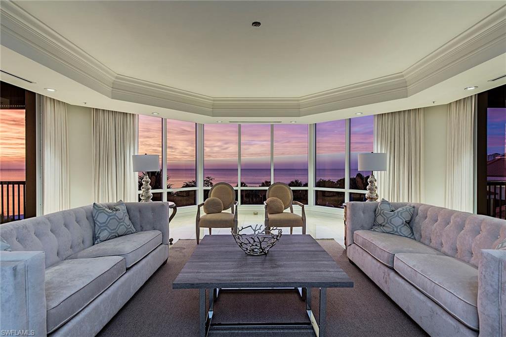 WINDSOR AT BAY COLONY - Residential