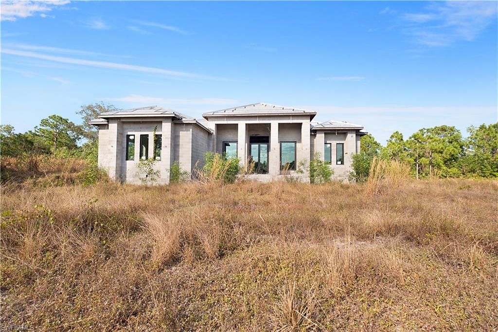 Photo of 2319 54th AVE NE, NAPLES, FL 34120 (MLS # 225084023)