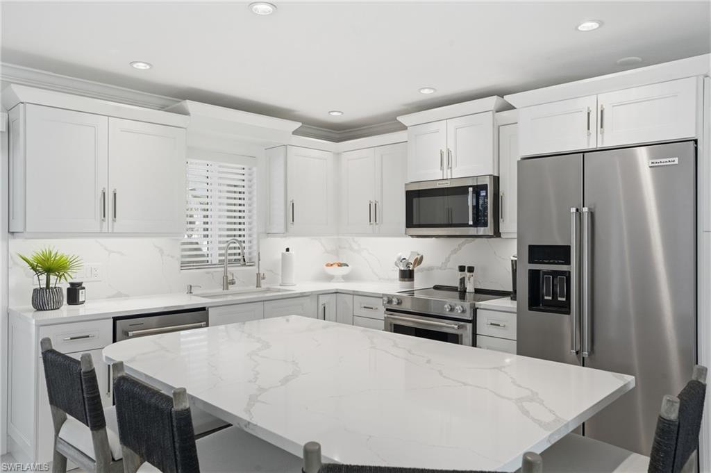 FAIRVIEW ISLES - Residential