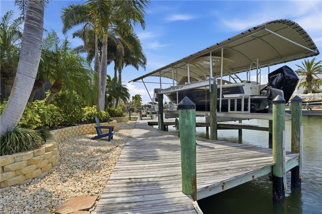 FAIRVIEW ISLES - Residential