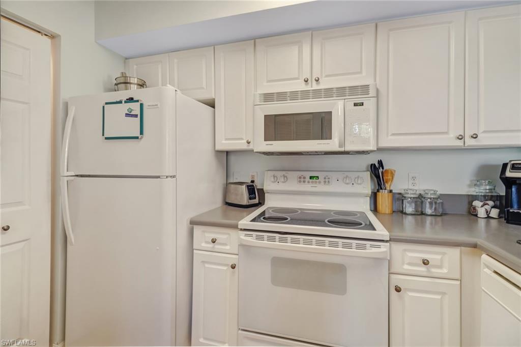 THE ENCLAVE AT NAPLES - Residential