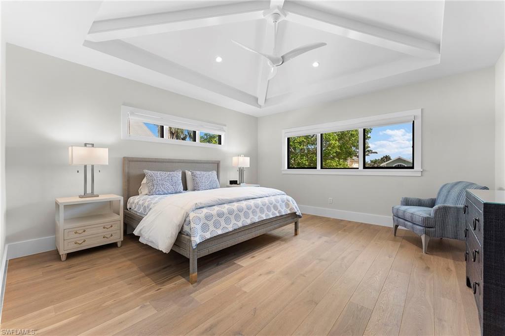 OLDE NAPLES - Residential