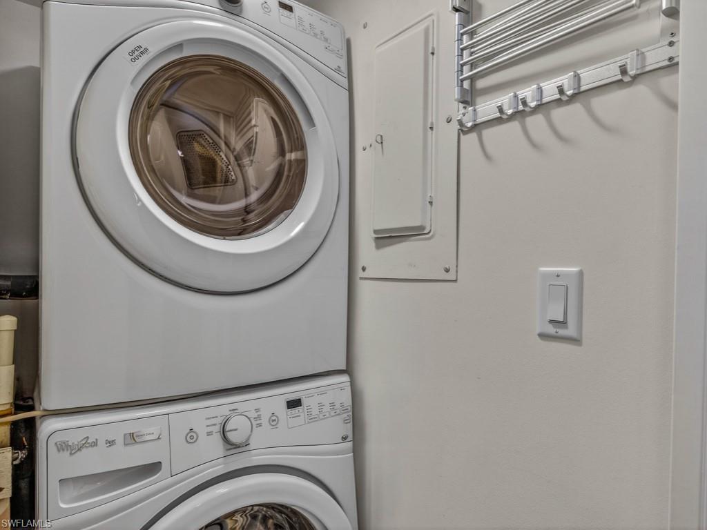 VENETIAN COVE CLUB - Residential