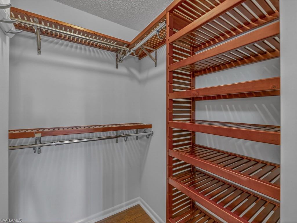 VENETIAN COVE CLUB - Residential