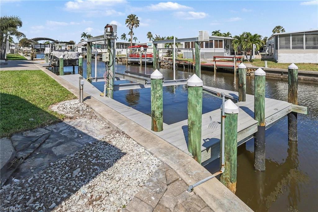 BAYSIDE ESTATES - Residential