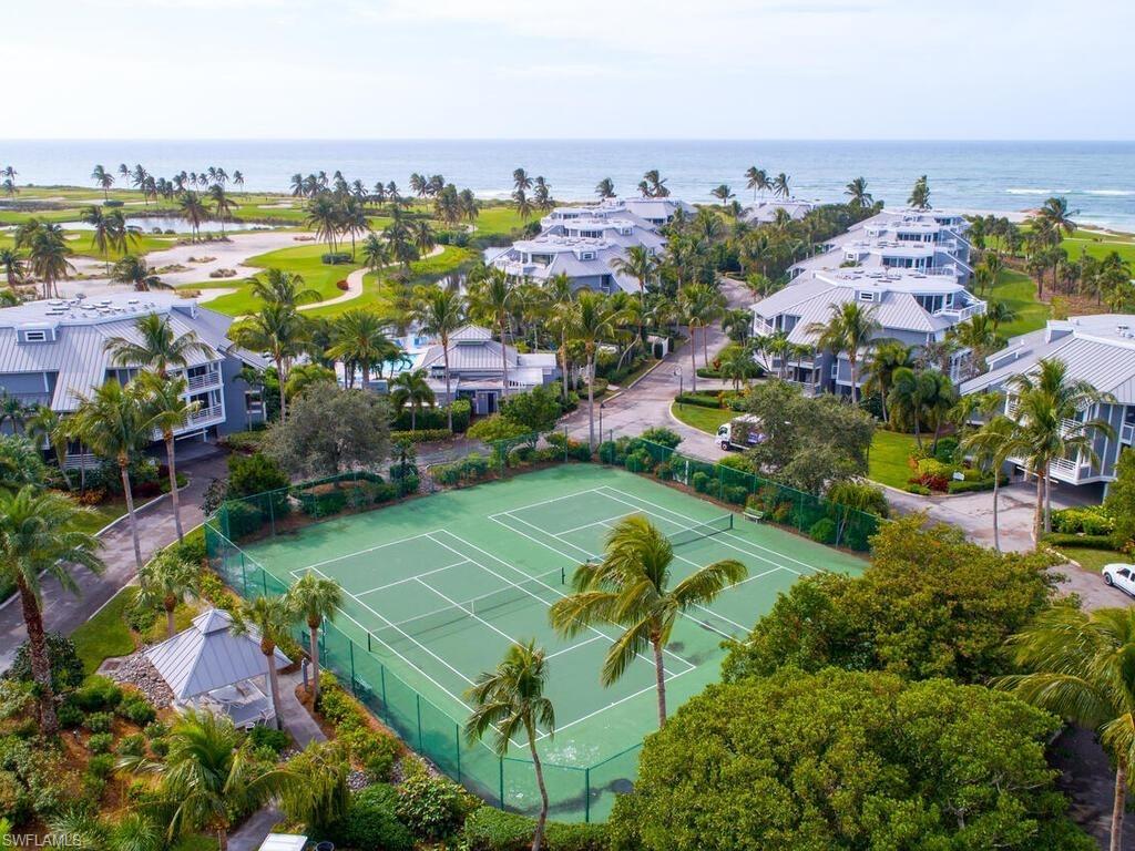 LAND'S END - Residential