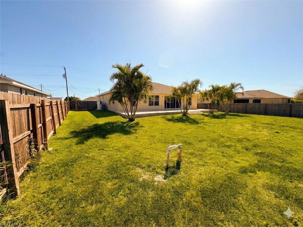 CAPE CORAL - Residential