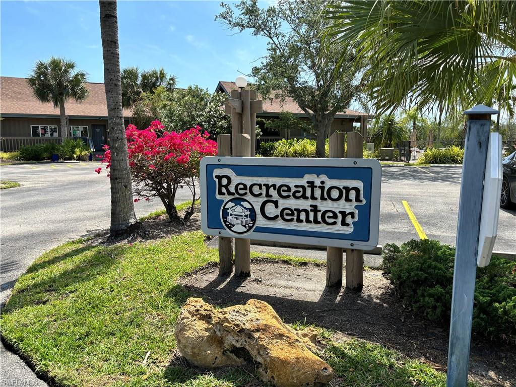 ISLAND PARK VILLAGE - Residential