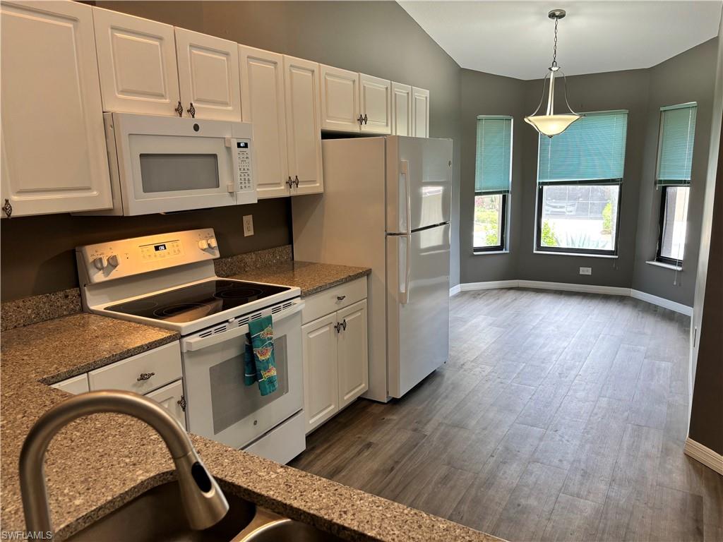 ISLAND PARK VILLAGE - Residential