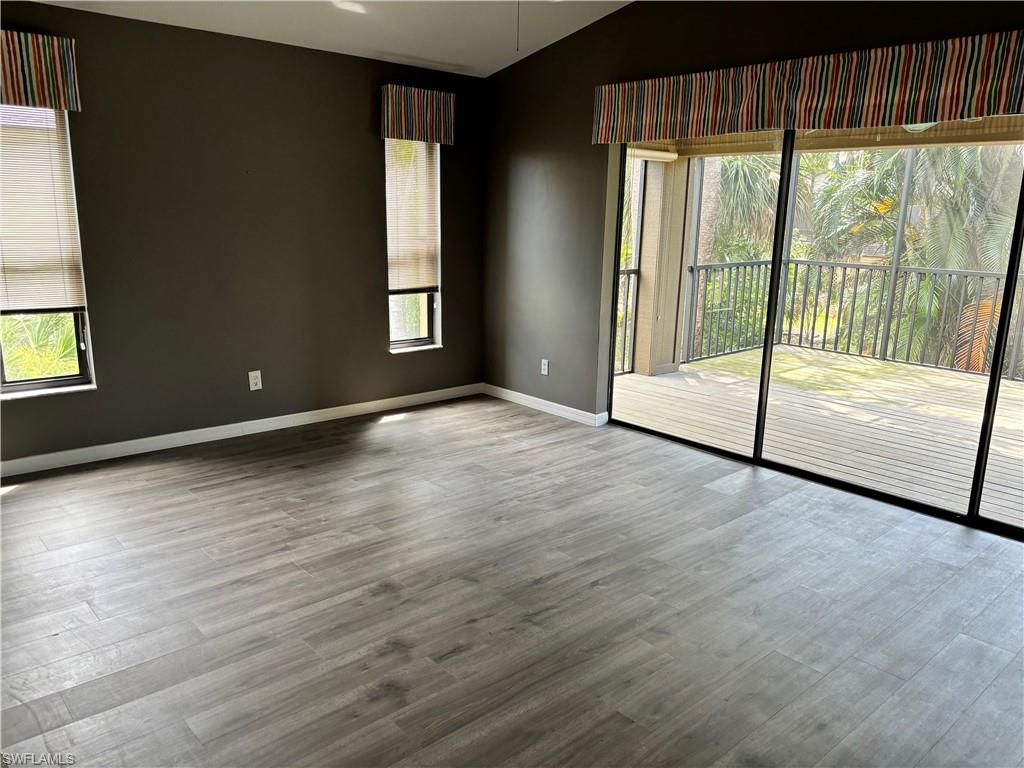 ISLAND PARK VILLAGE - Residential