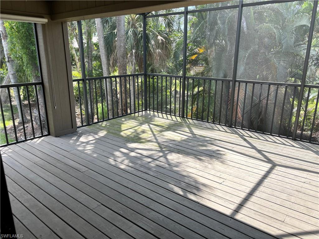 ISLAND PARK VILLAGE - Residential