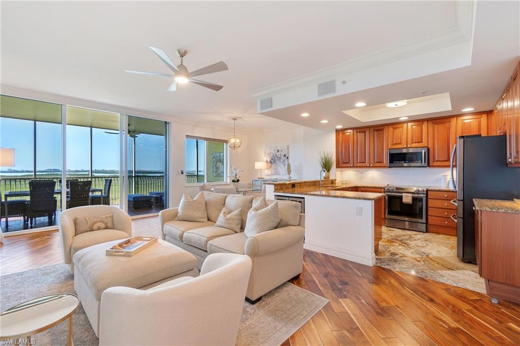 4761 West Bay BLVD 1105