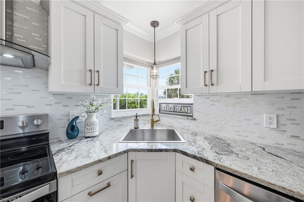 MARCO ISLAND - Residential