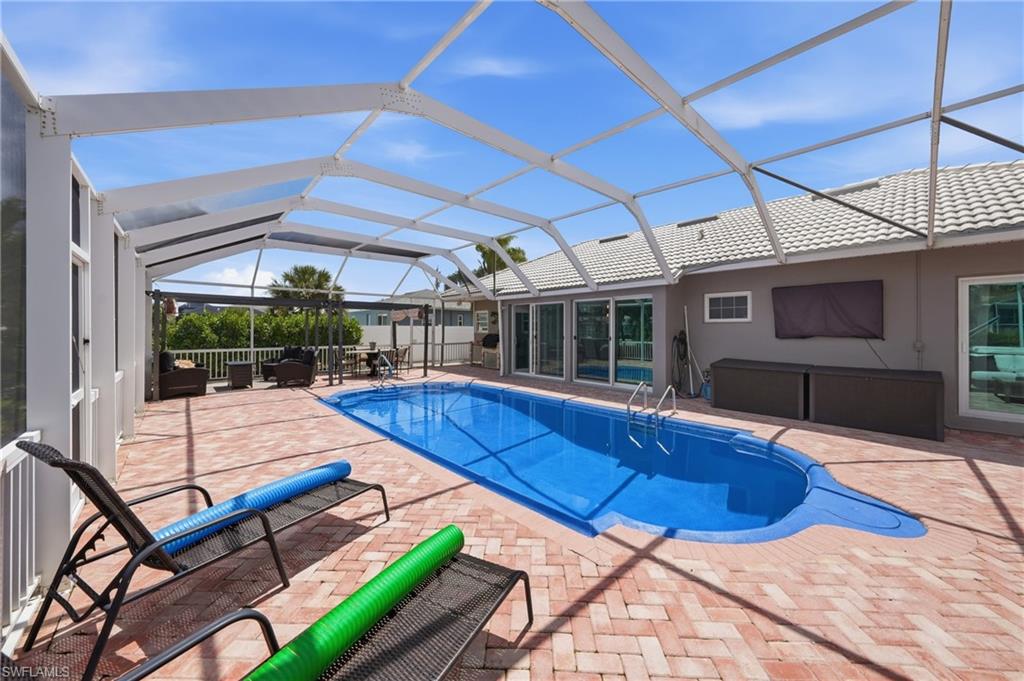 MARCO ISLAND - Residential