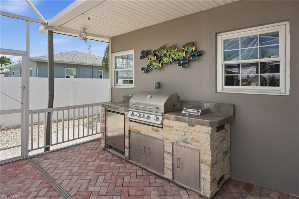 MARCO ISLAND - Residential