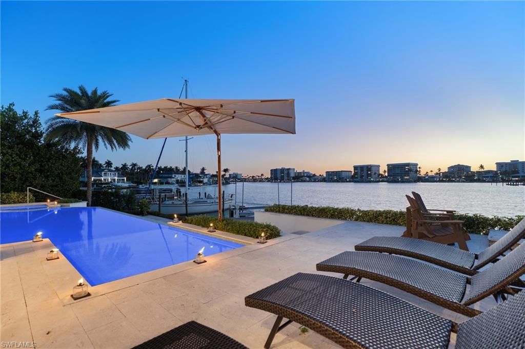 Photo of 2805 Leeward LN, NAPLES, FL 34103 (MLS # 226010185)