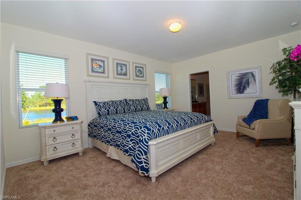 TOWN LAKES - Residential