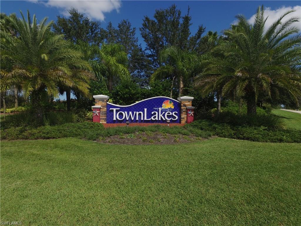 TOWN LAKES - Residential