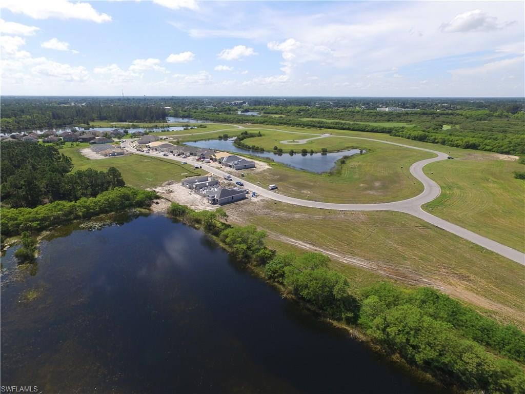 TOWN LAKES - Residential