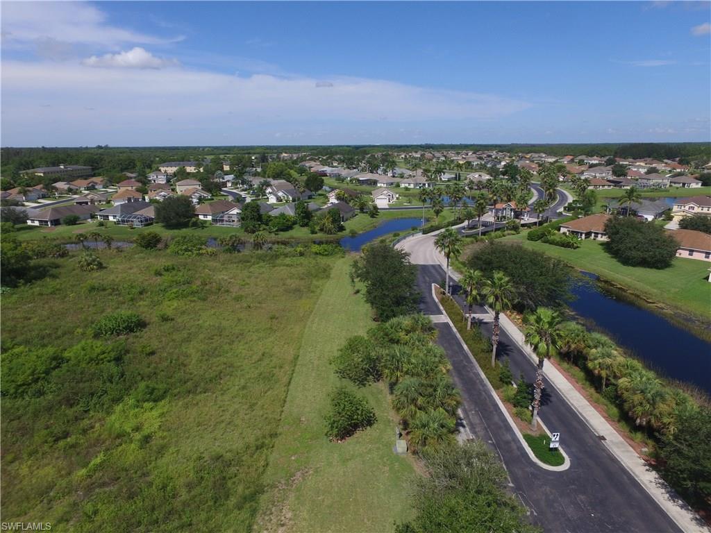 TOWN LAKES - Residential