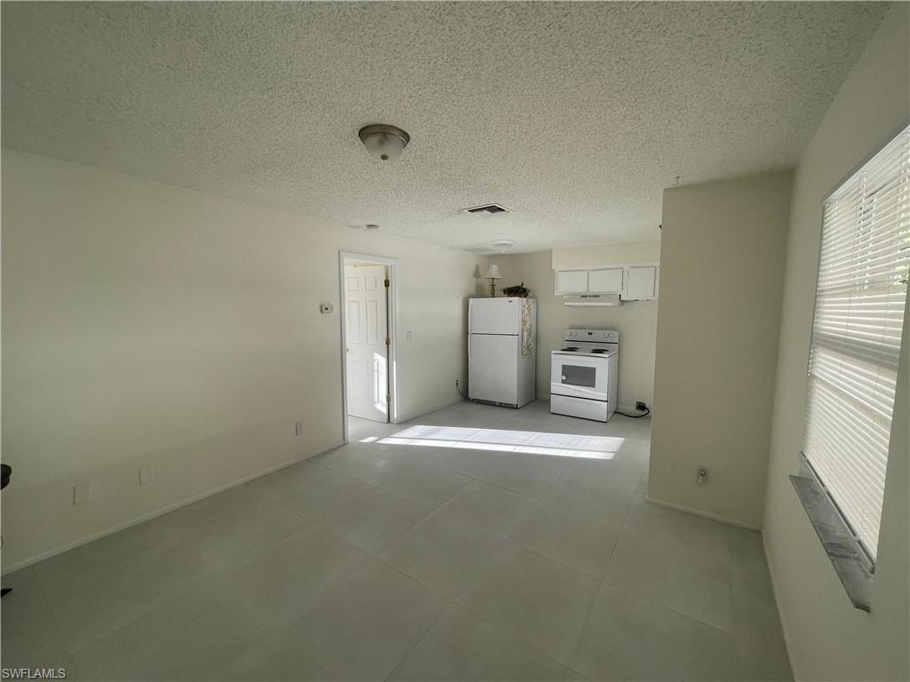 FORT MYERS - Residential Lease