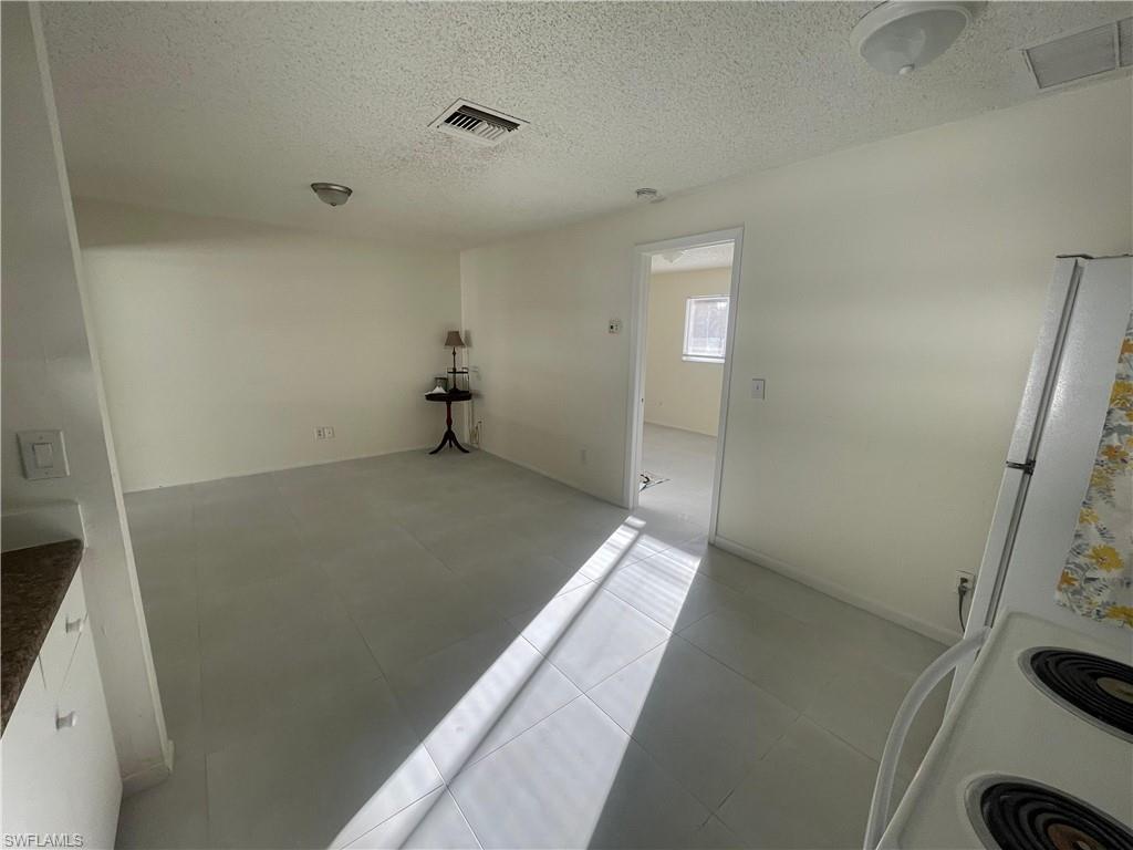 FORT MYERS - Residential Lease