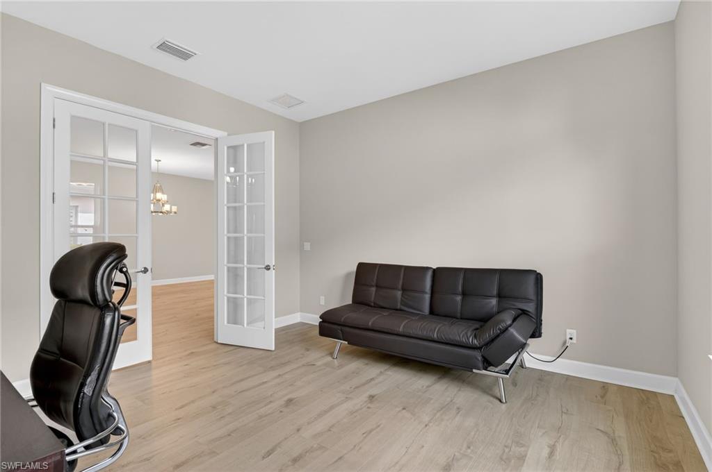 ESPLANADE LAKE CLUB - Residential