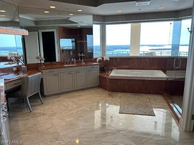 BELIZE - Residential