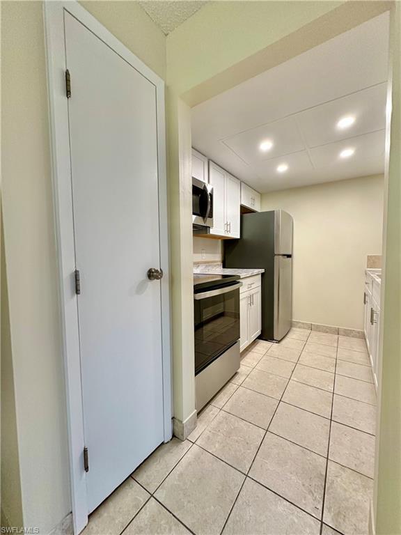 WINDSOR WEST - Residential Lease