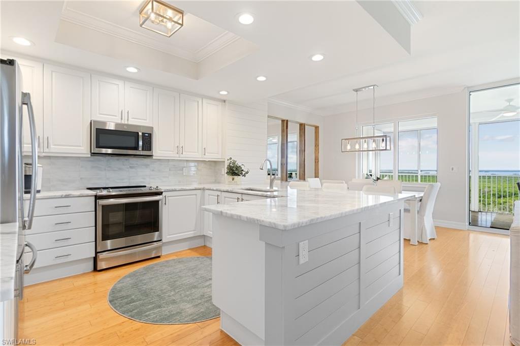 4751 West Bay BLVD 1002