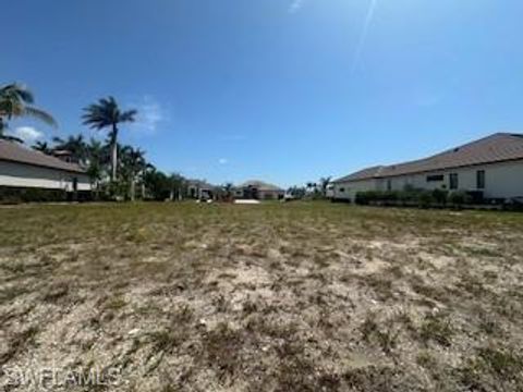 897 W Cape Estates CIR CAPE CORAL FL 33993