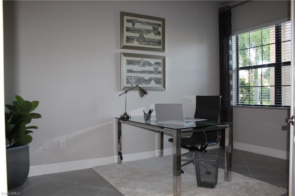 MARINA BAY - Residential