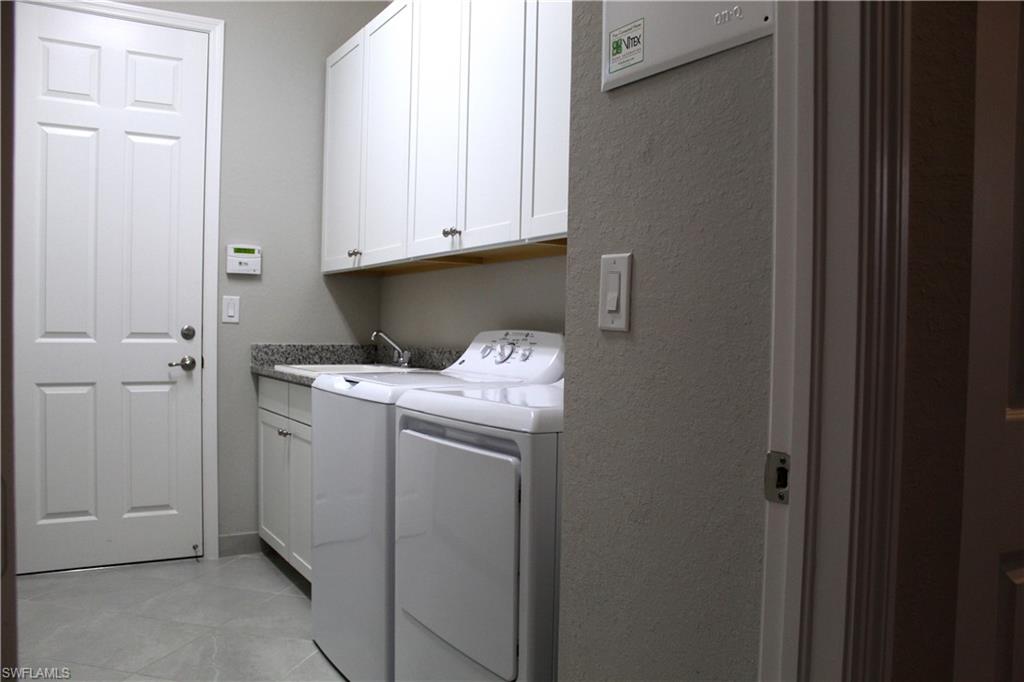 MARINA BAY - Residential