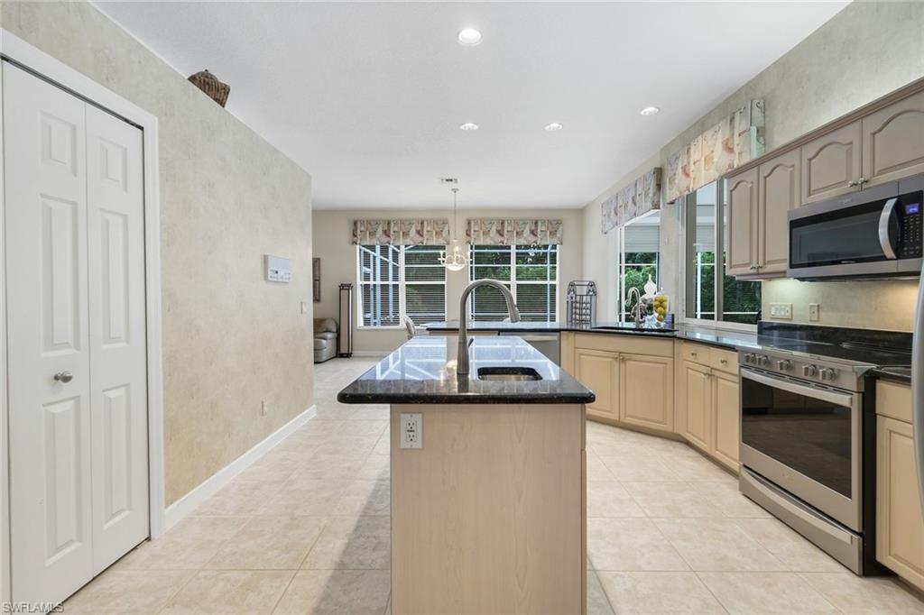 HUNTERS RIDGE - Residential