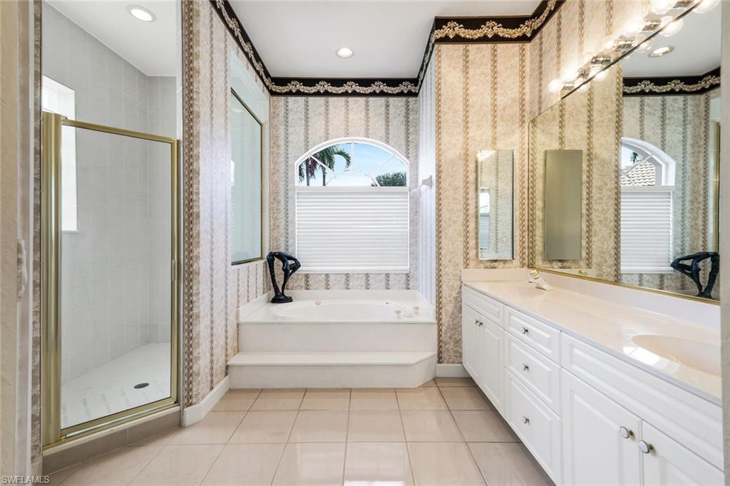 HUNTERS RIDGE - Residential