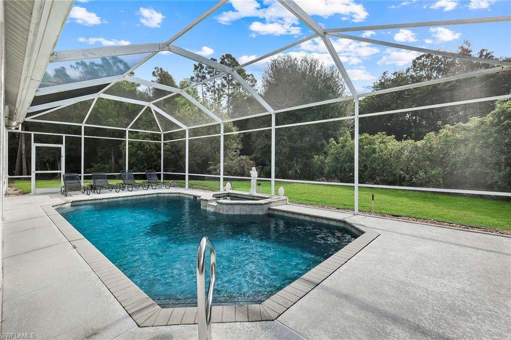 HUNTERS RIDGE - Residential