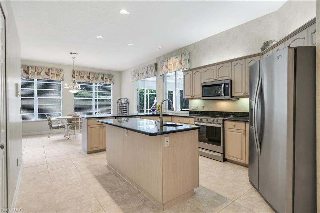 HUNTERS RIDGE - Residential