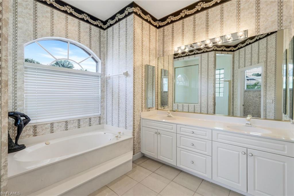 HUNTERS RIDGE - Residential