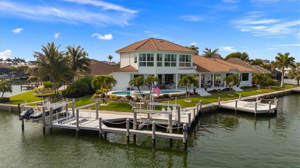 MARCO BEACH - Residential