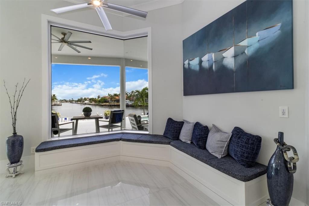 MARCO BEACH - Residential