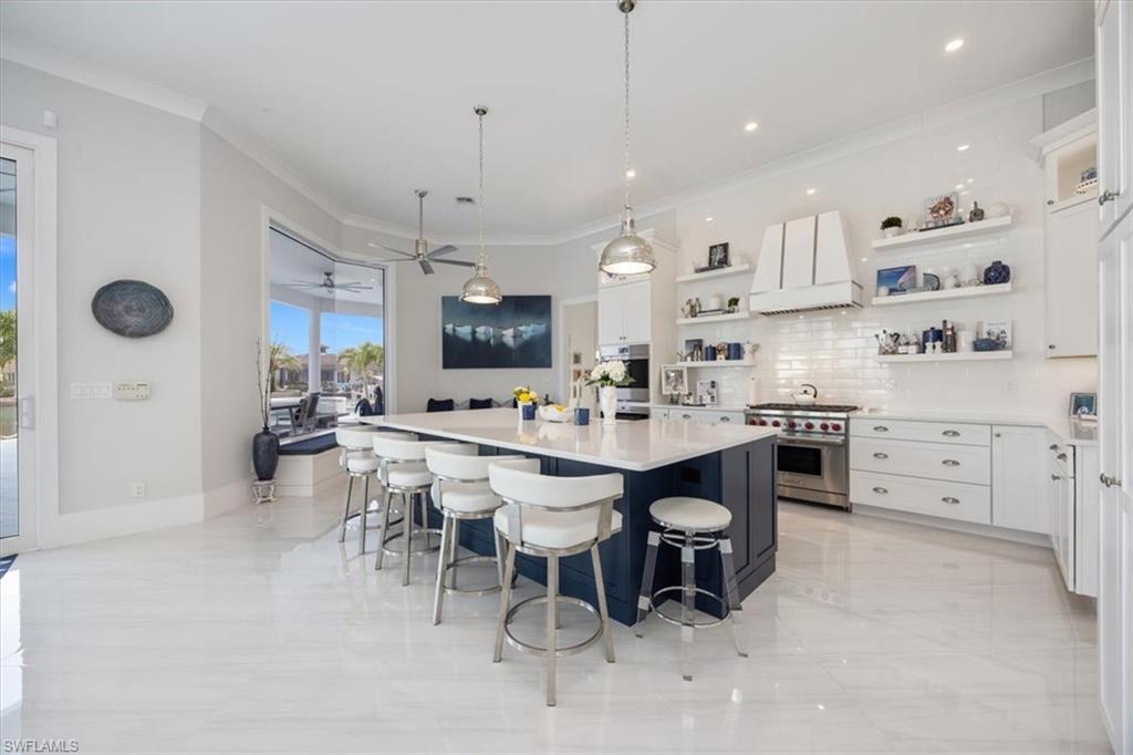 MARCO BEACH - Residential