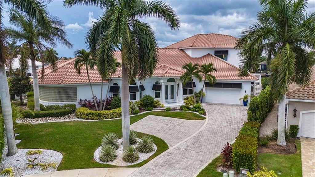 MARCO BEACH - Residential