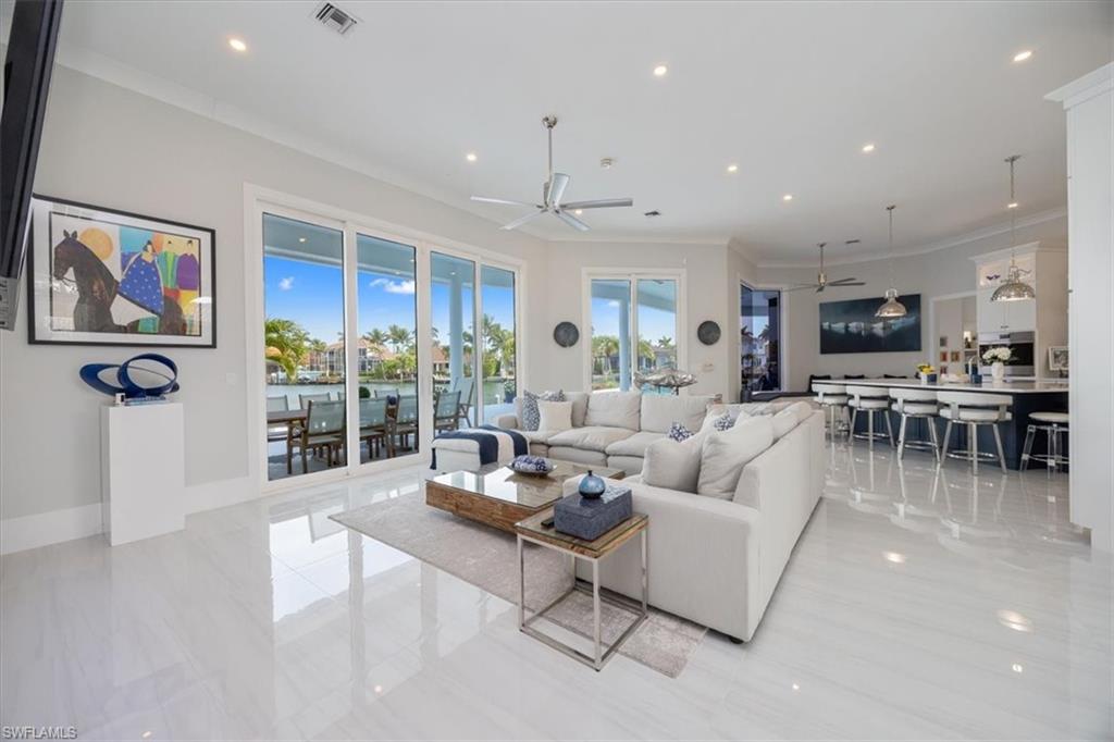 MARCO BEACH - Residential