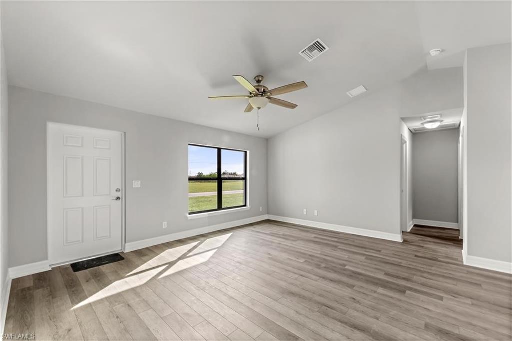 CAPE CORAL - Residential