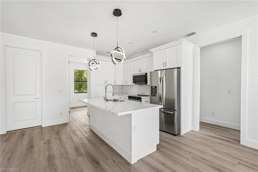 PORT CHARLOTTE - Residential
