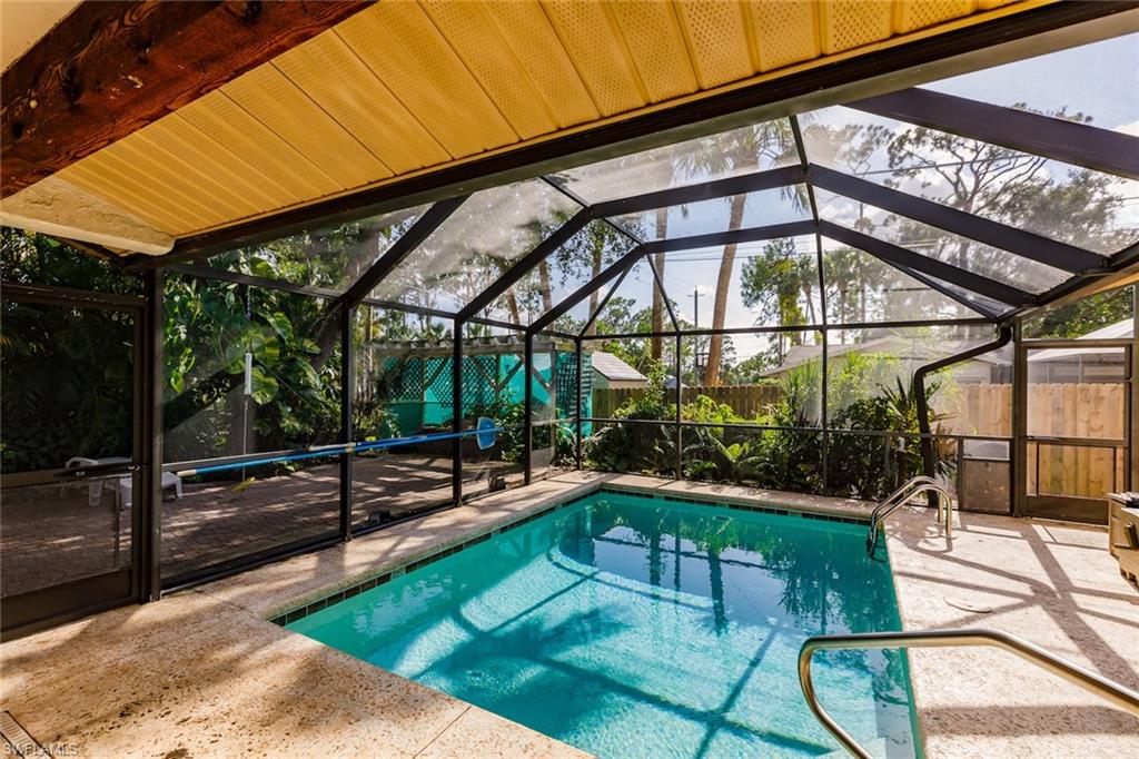 PALM RIVER ESTATES - Residential