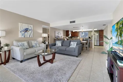 5015 Harbortown Ln Unit 104, Fort Myers, FL 33919 - #: 225018092