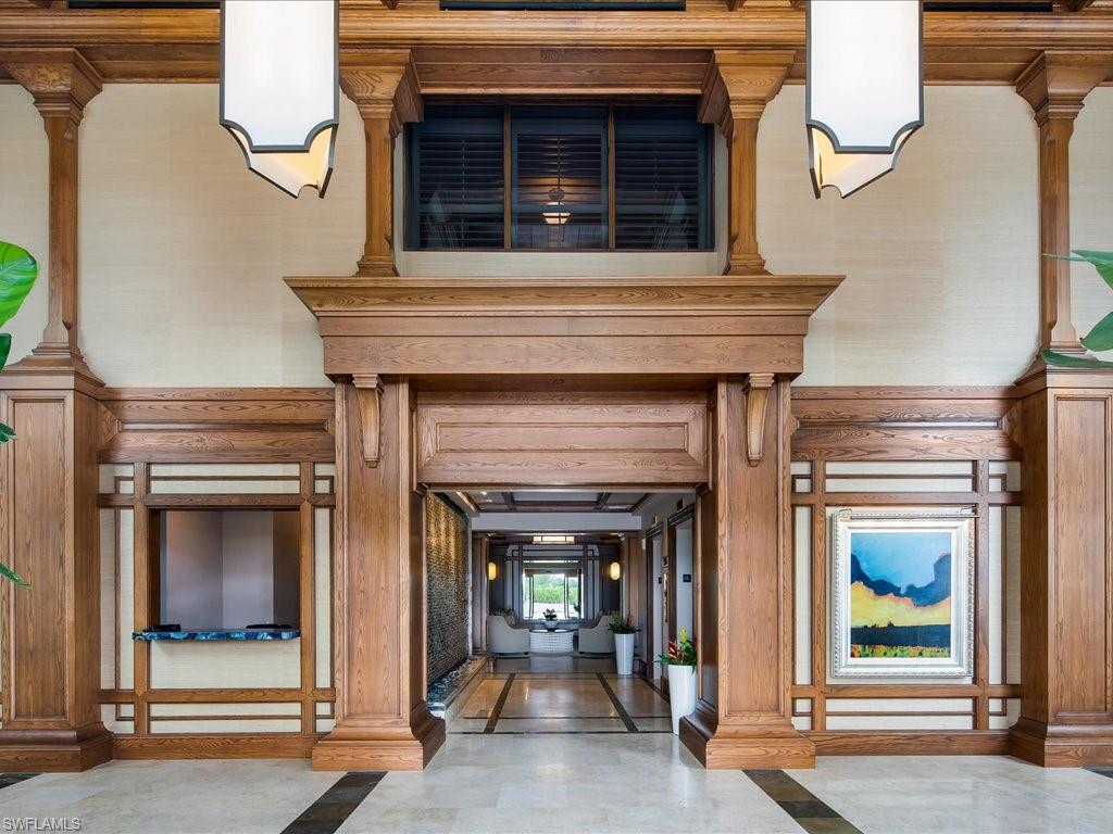 SEAPOINT AT NAPLES CAY - Residential