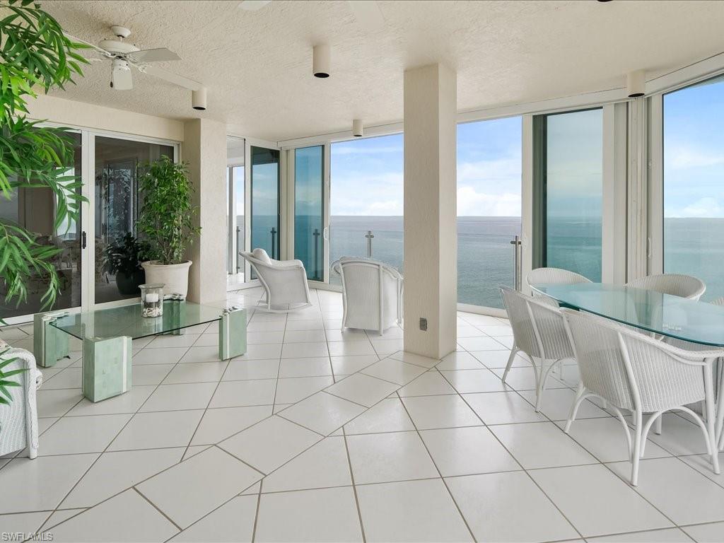 SEAPOINT AT NAPLES CAY - Residential